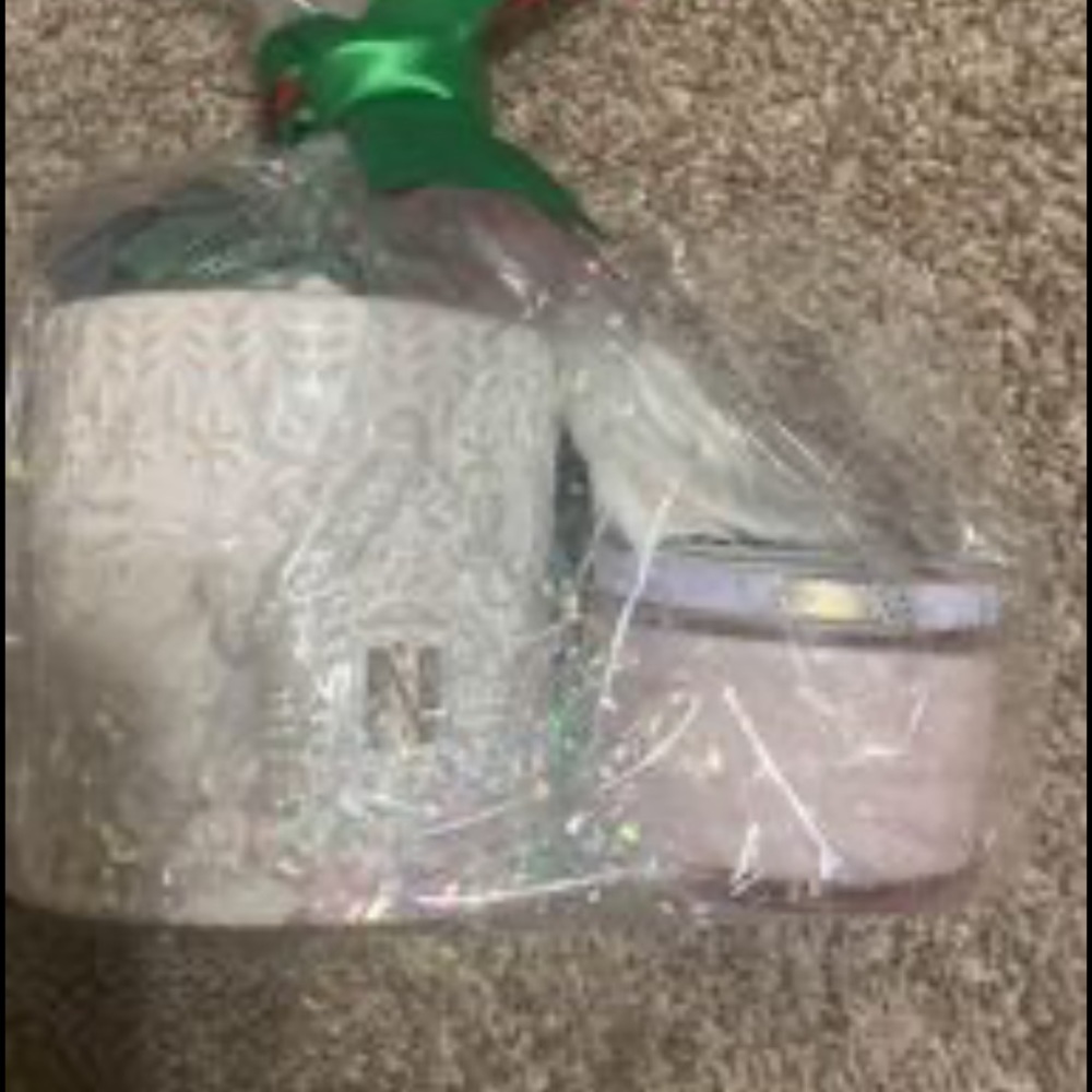 Anthropologie mug and votive